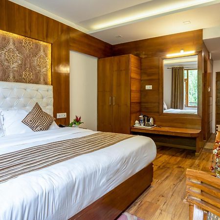 Pristine Inn Manali 외부 사진