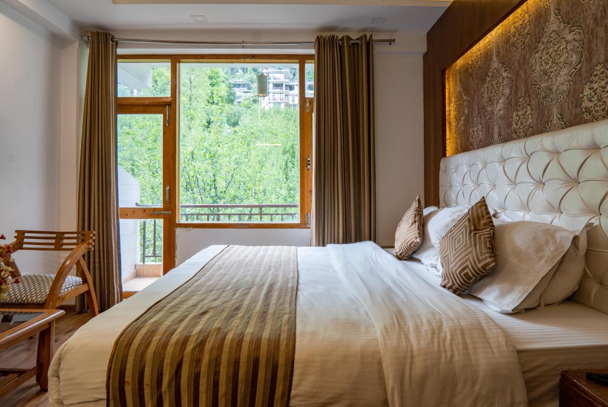 Pristine Inn Manali 외부 사진